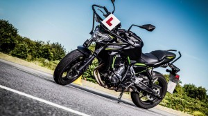 10 простых советов для новичков на мотоцикле: как уверенно управлять мотоциклом и избежать ошибок.