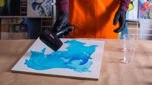 Чем интересен урок живописи алкогольными чернилами в Киеве