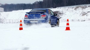 Техника вождения на различных поверхностях: