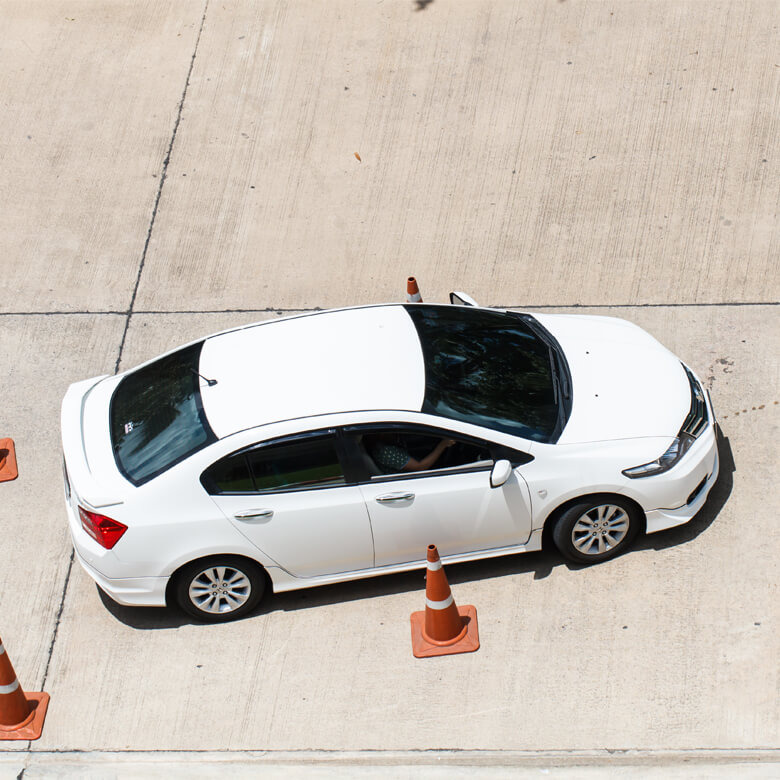 Детский мастер-класс езды на автомобиле Детский мастер-класс езды на автомобиле