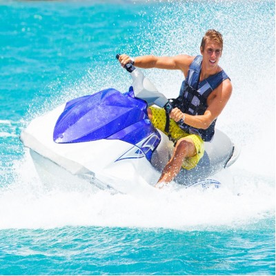 Катание на гидроцикле