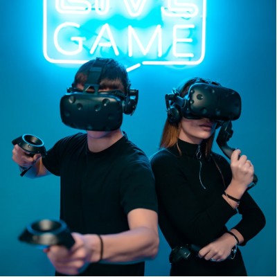 Погружение в мир VR-игр для двоих