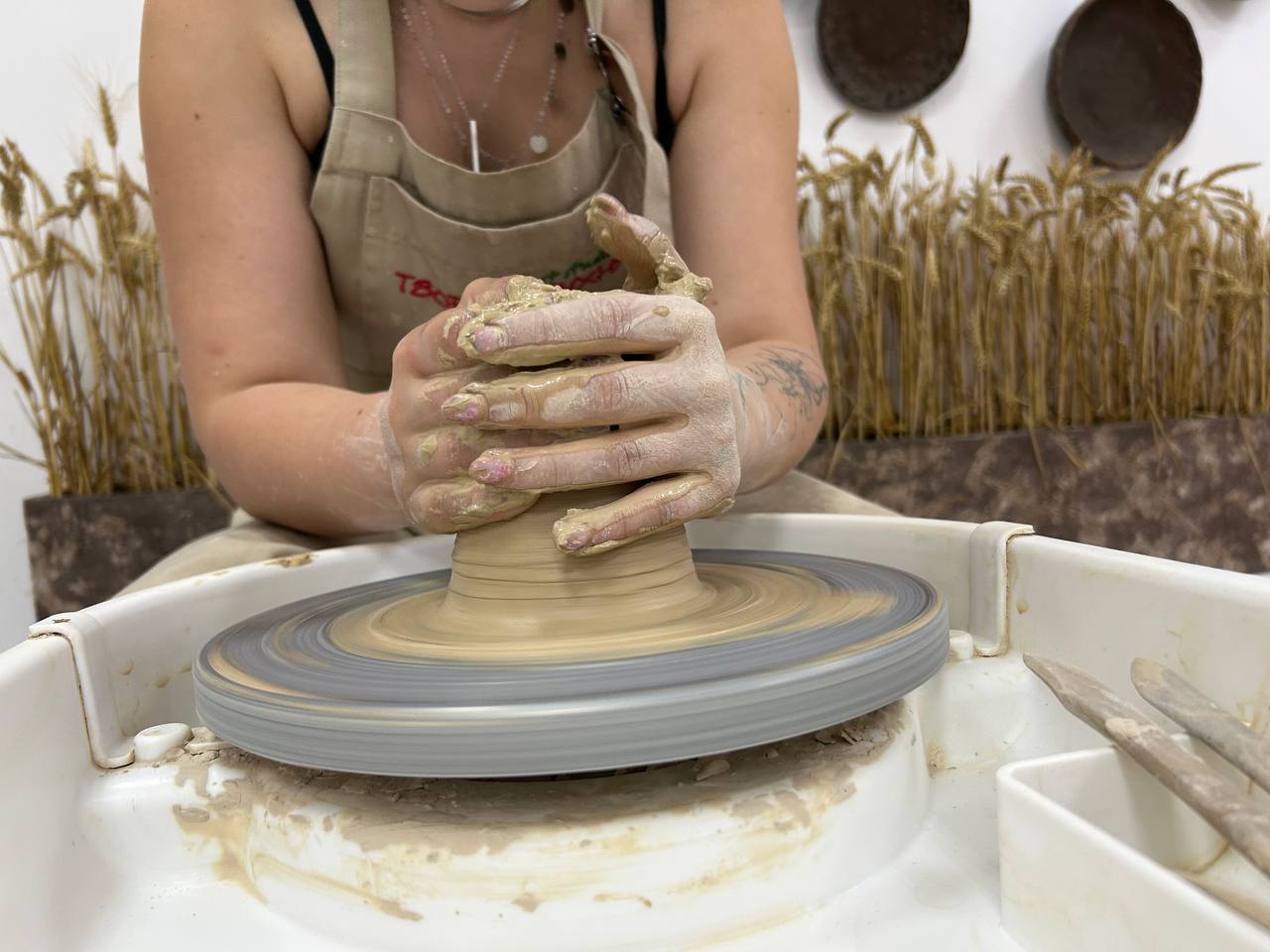 Арт-студія 'Творча Кухня' - Гончарство з випалом