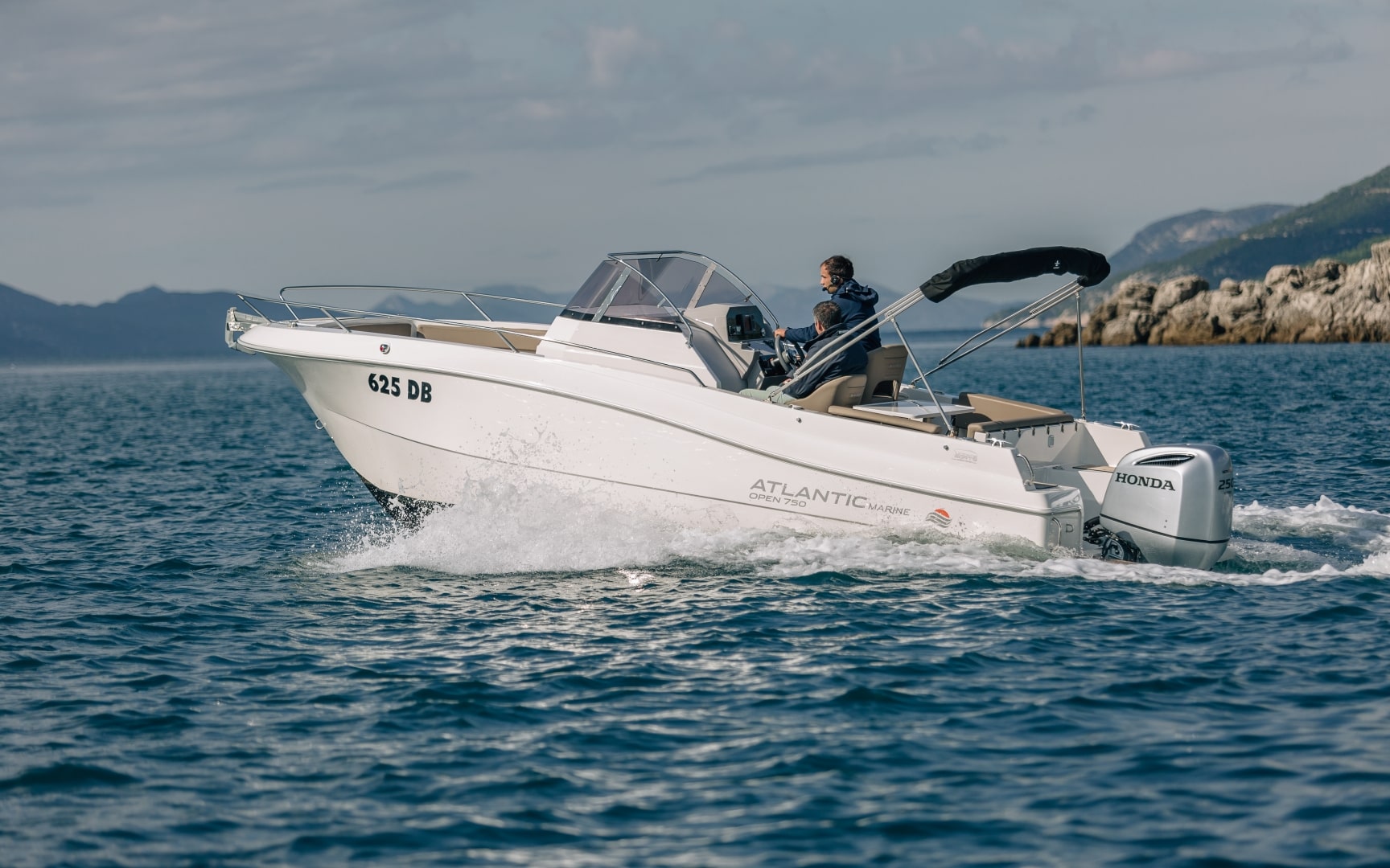 Катер Atlantic Marine Open 750