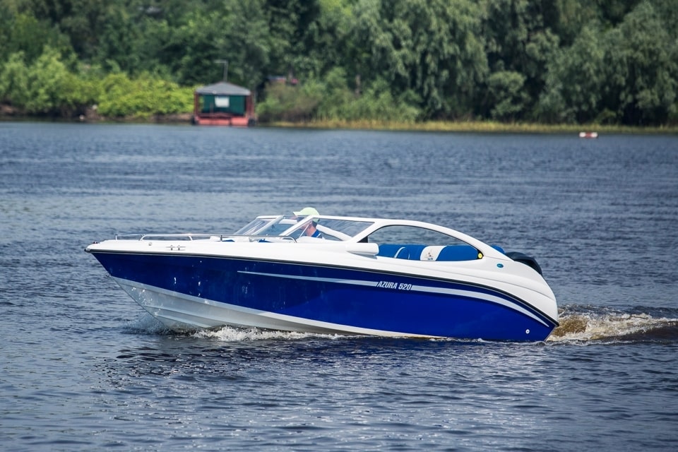 Катер Azura 520