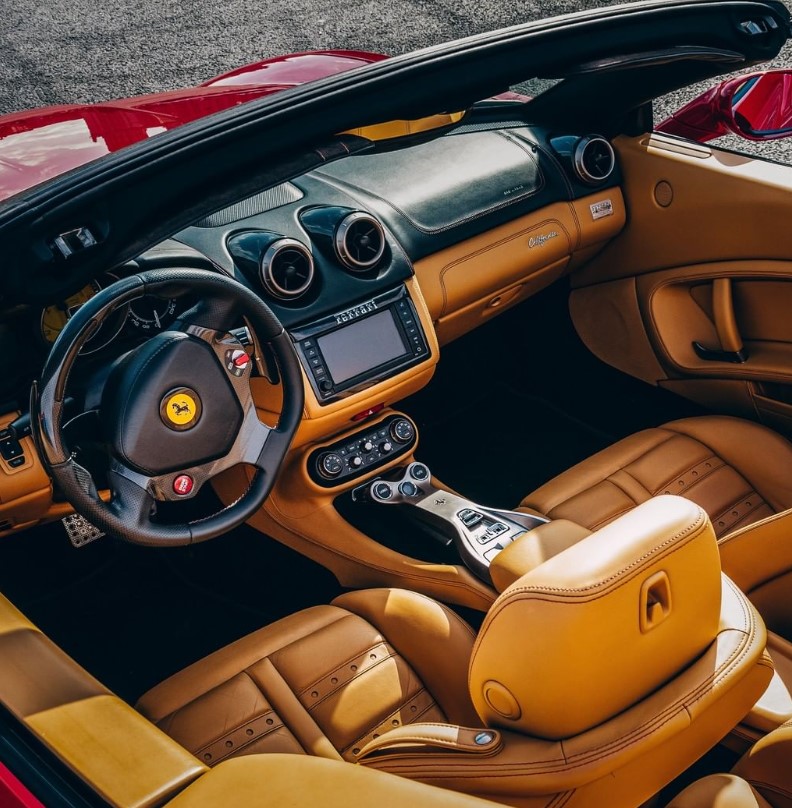 Тест-драйв Ferrari